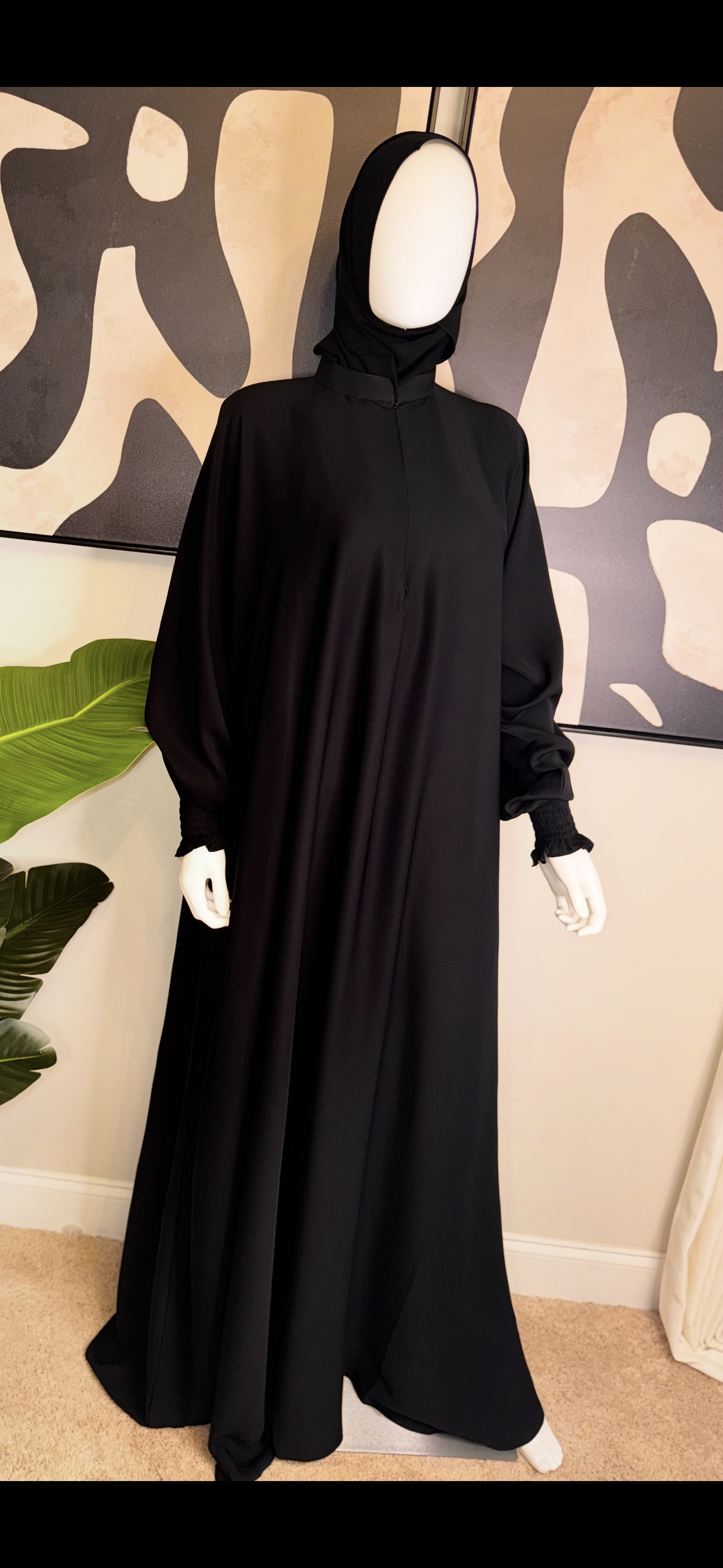 Saraa Abaya
